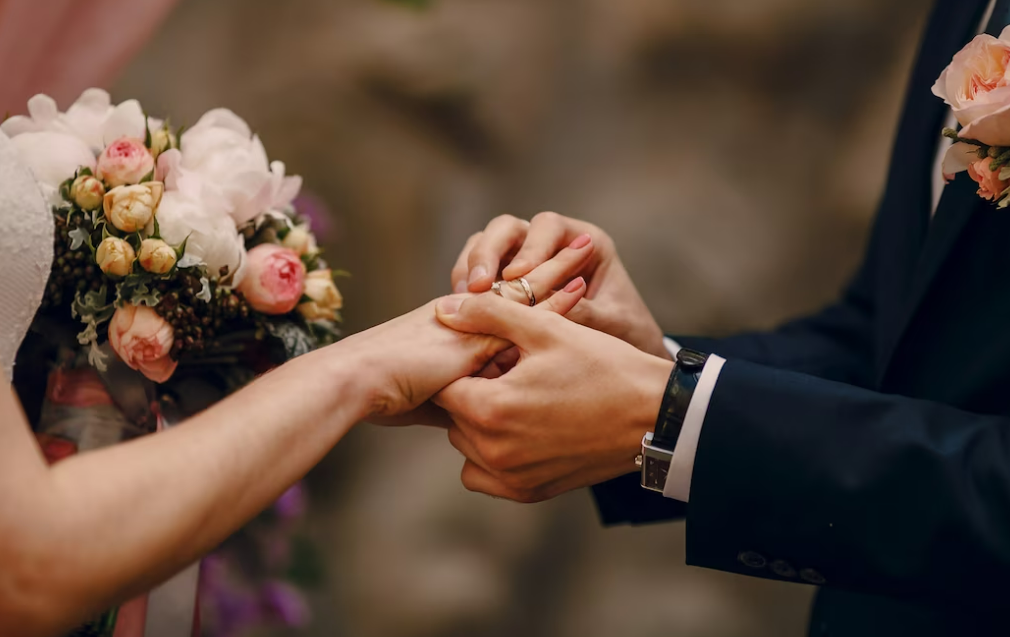 Por que Alugar um Grupo Gerador é a Escolha Inteligente para o Seu Casamento